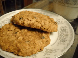 oatmeal currant cookies