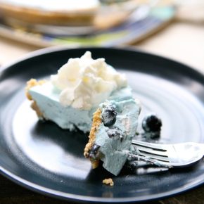 No-Bake Blueberry Yogurt Pie 2