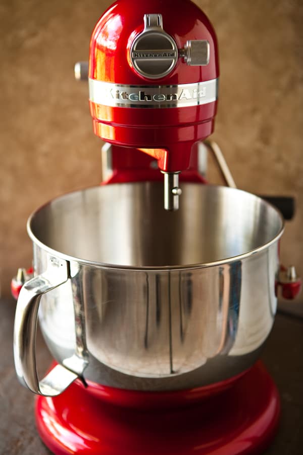 front view of stand mixer