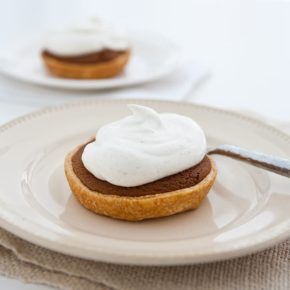 Mini Gingerbread Cookie Pies with Spiced Cream 6