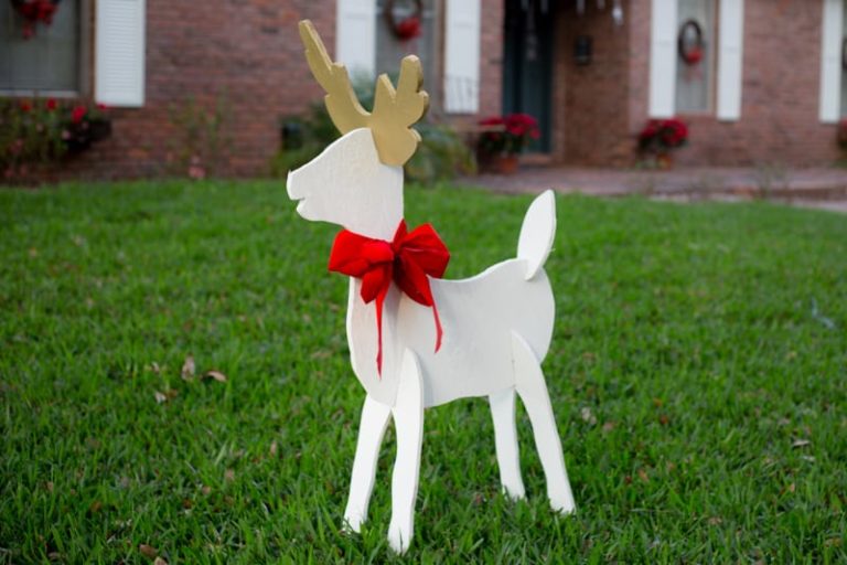 Eclectic Recipes Christmas Reindeer and Angel Wooden Yard Decorations DIY